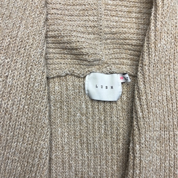 Lush Cream Cardigan Size XS - Picture 5 of 6